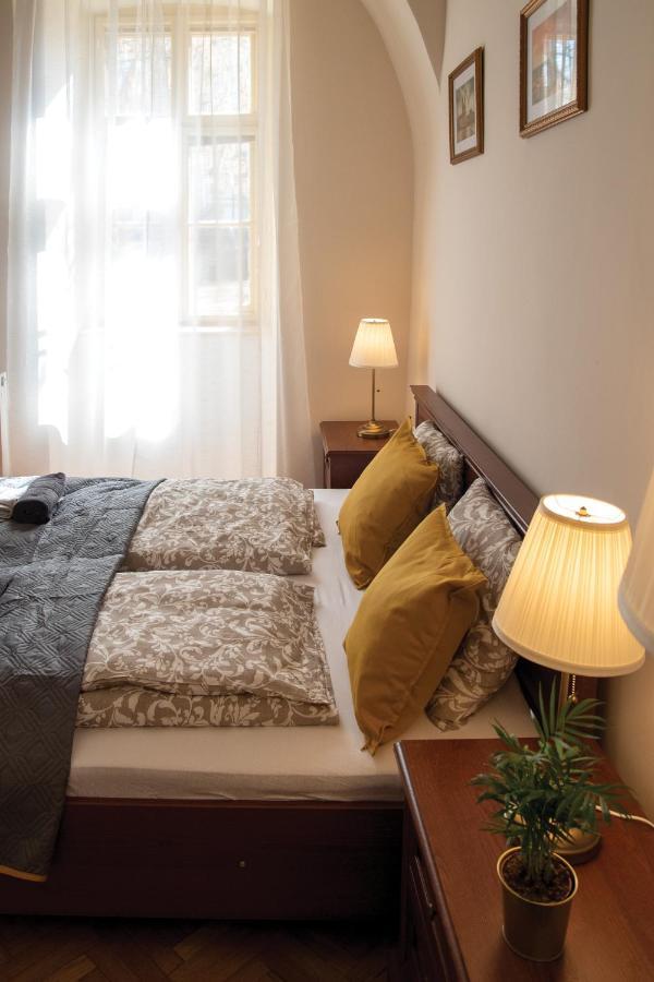 Theatroom Apartman Eger Exterior foto
